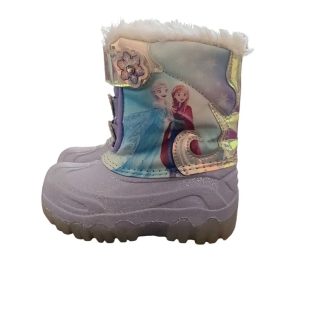 Disney LED Light Up Toddler Girls' Frozen Winter Boots Blue‎ with Glitter Size 6